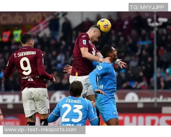 都灵与科森扎历史交锋回顾及球队发展历程探讨